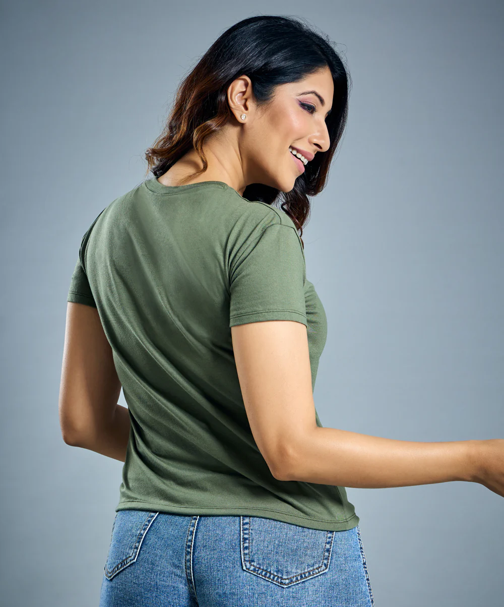 Basic Crew Neck Olive Tshirt - Image 2