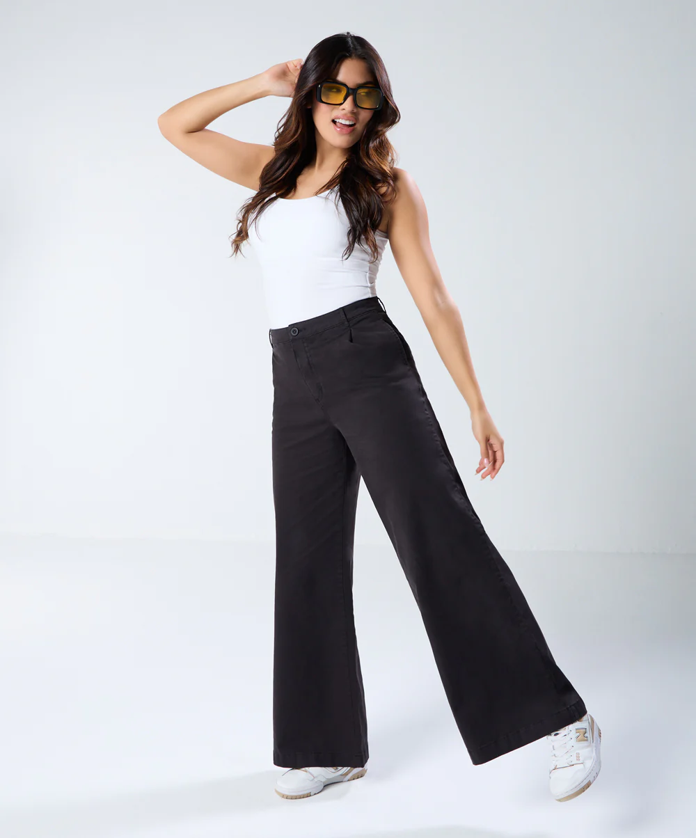 Black Pleated Pant (Short length) - Image 2