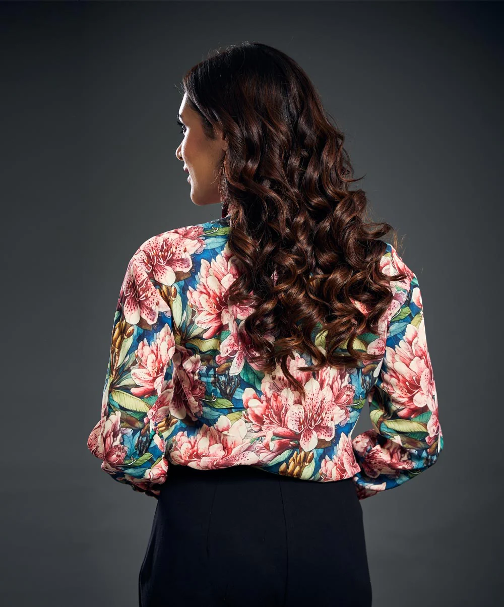 Bold Printed Longe Sleeve Chiffon Shirt - Image 4