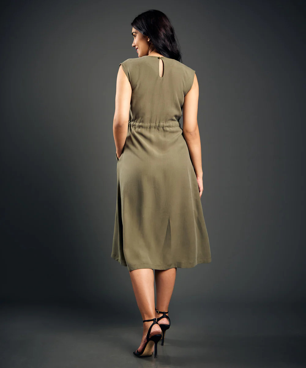Brown Linen Midu Dress - Image 3