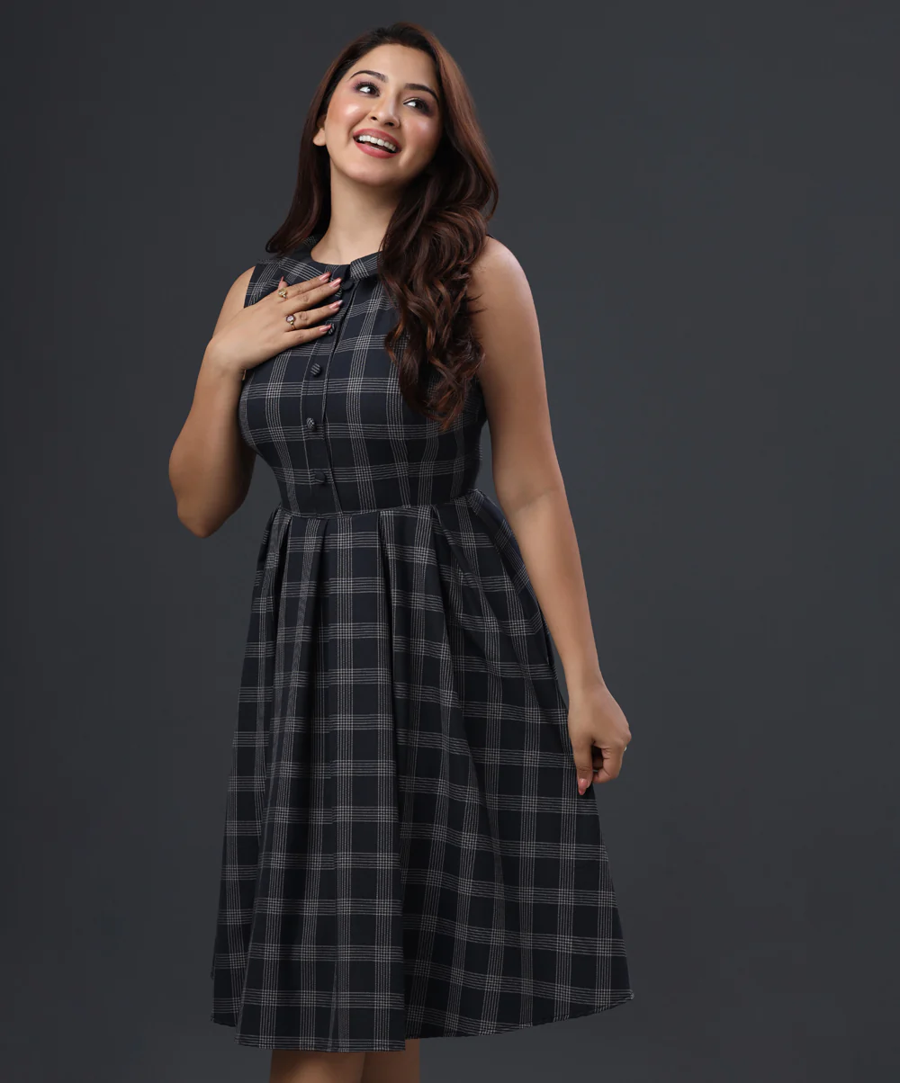 Collared Front Buttoned Check Dress
