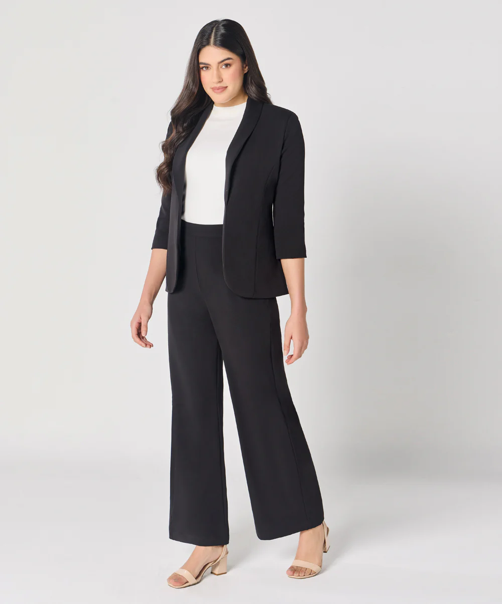 Curved Label Collared Classic Jacket- Black - Image 3