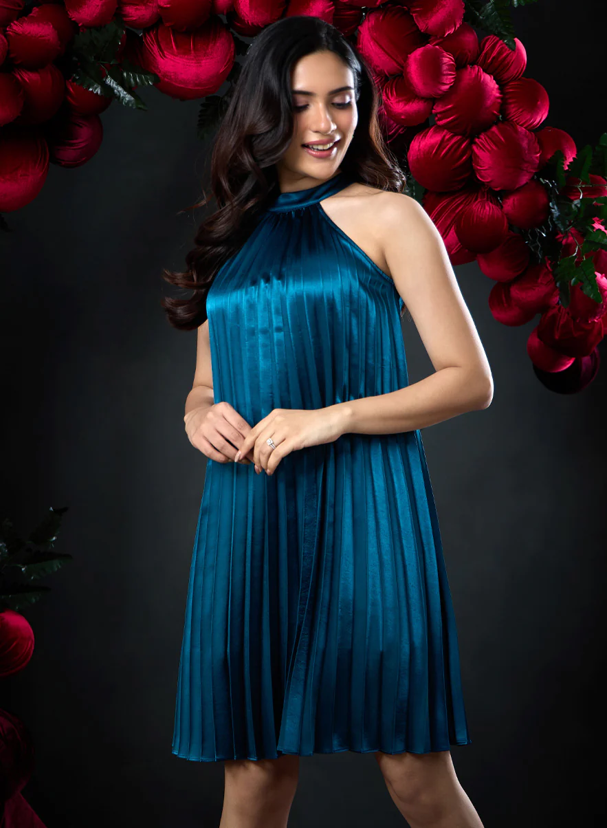 Elegant Neck Band Pleated Satin Dress - Image 5