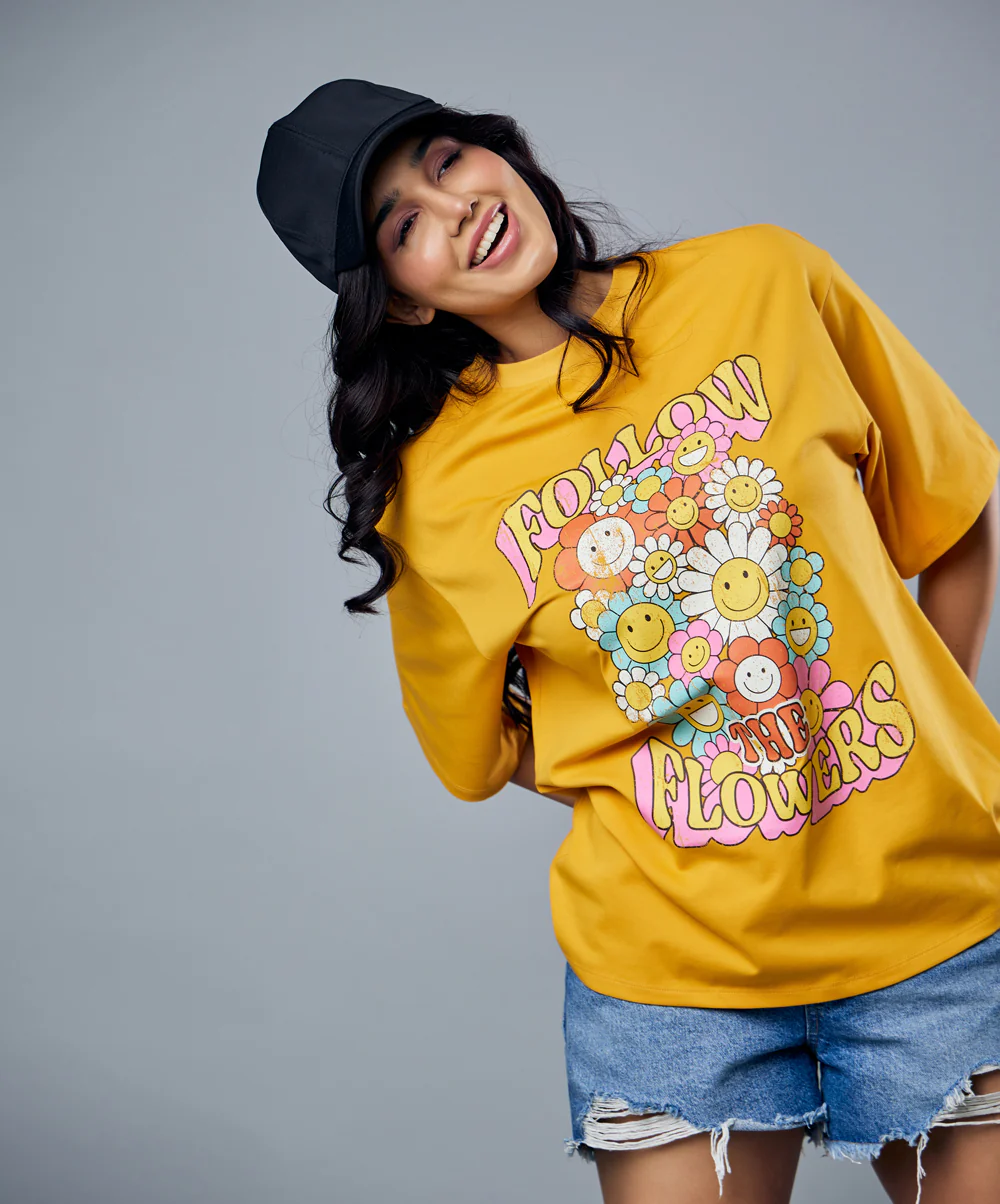 Follow The Flowers Printed Oversized Tshirt - Image 4