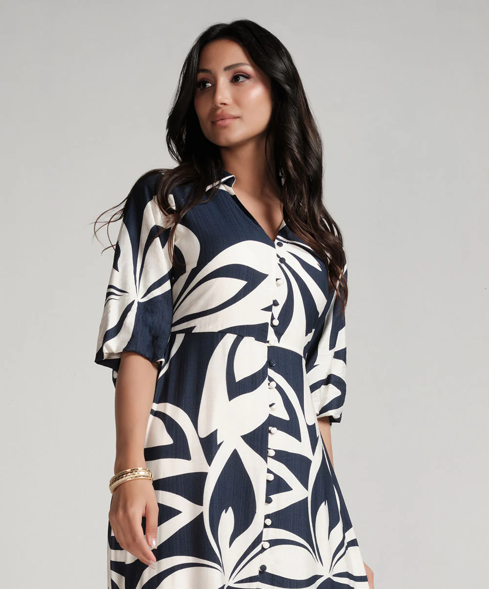 Front Buttoned Blue Printed Maxi Dress - Image 4
