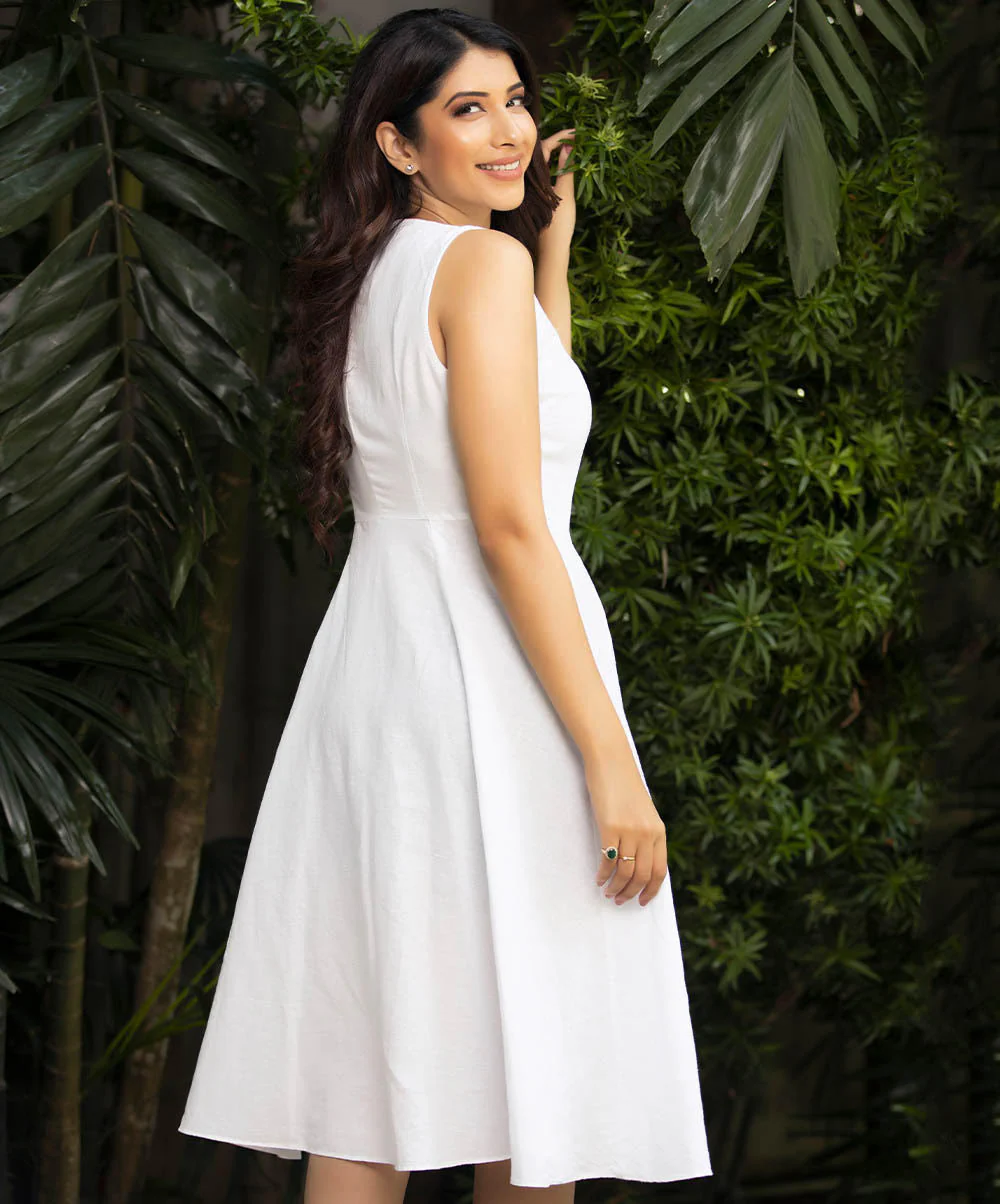 Front Buttoned With Loop Linen Dress - Image 2