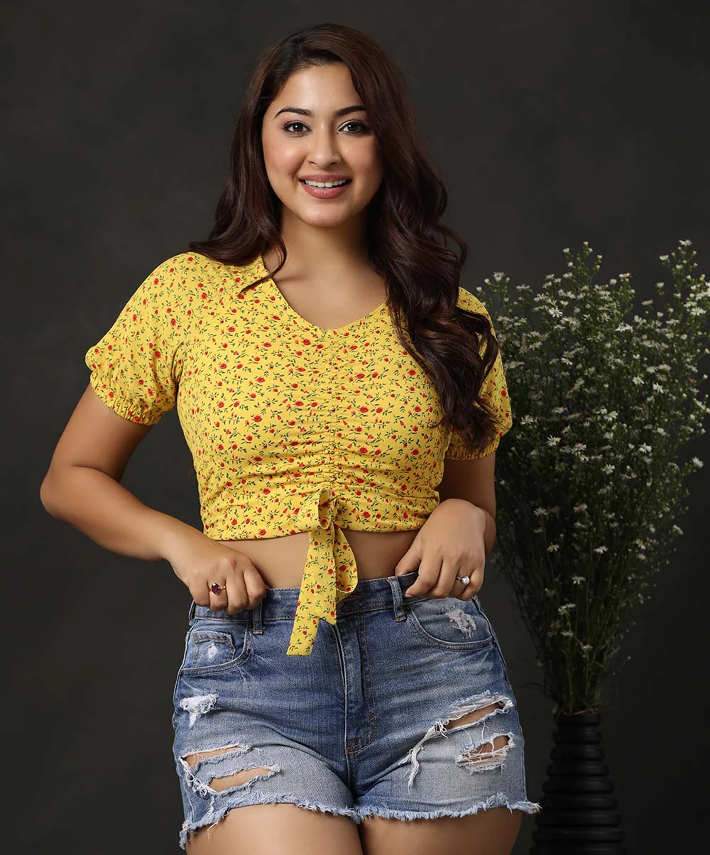 Front Gathered Vneck Printed Top - Image 2