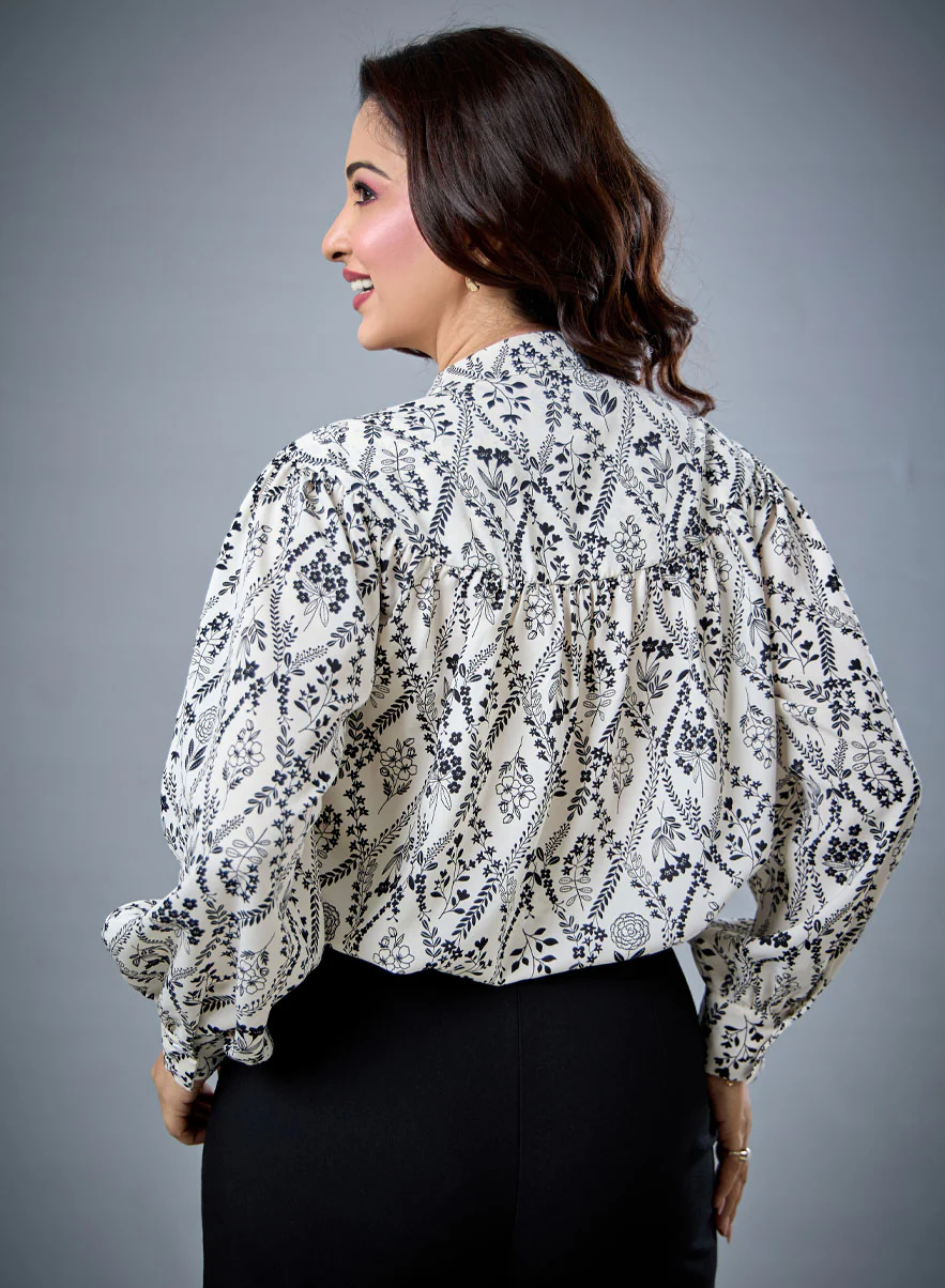 Front Tie Printed Top - Image 4