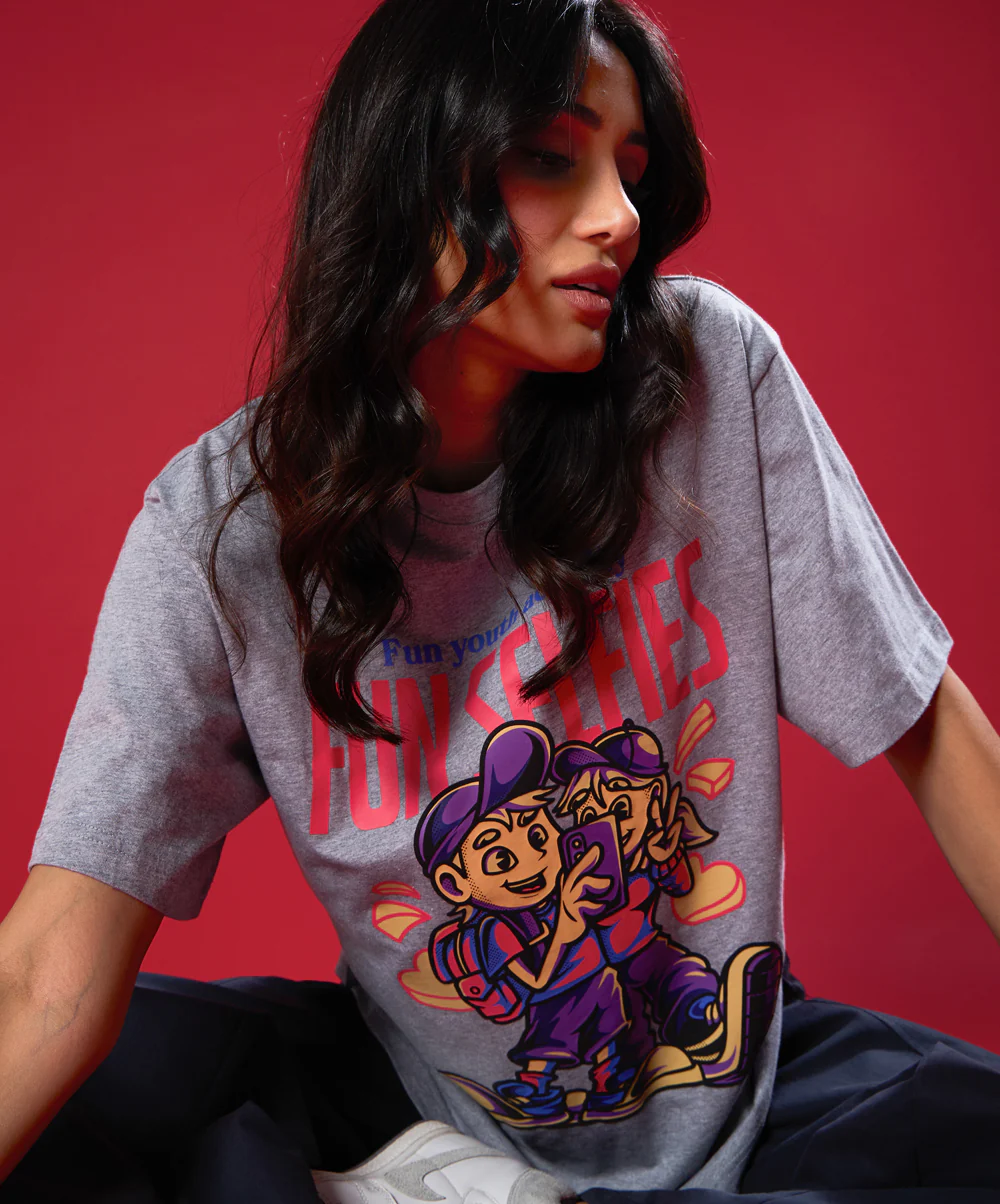 Fun Slefies Oversized Tshirt - Image 2