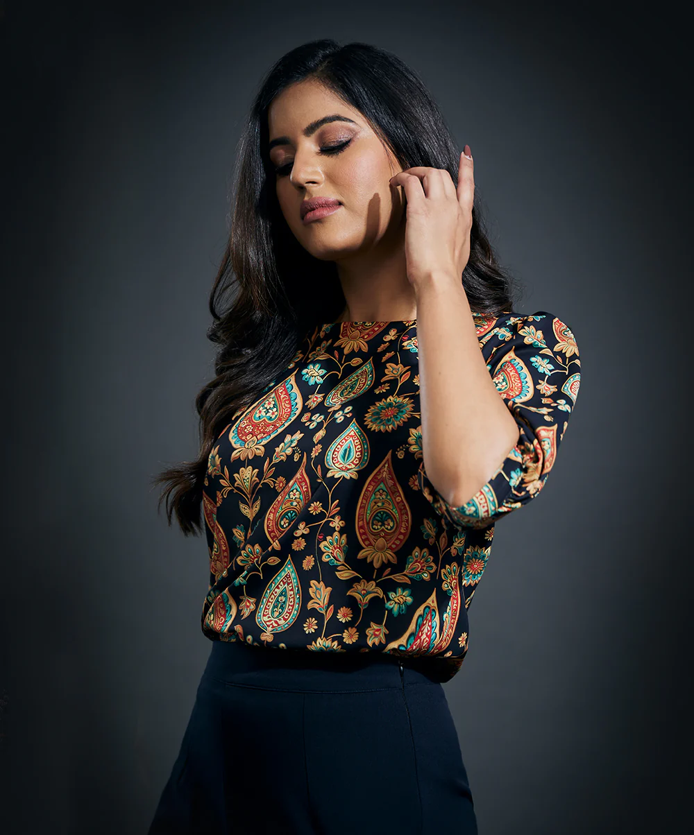 Half Sleeve Black Chiffon Round Neck Top - Image 2