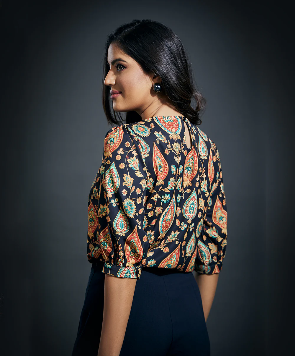 Half Sleeve Black Chiffon Round Neck Top - Image 4