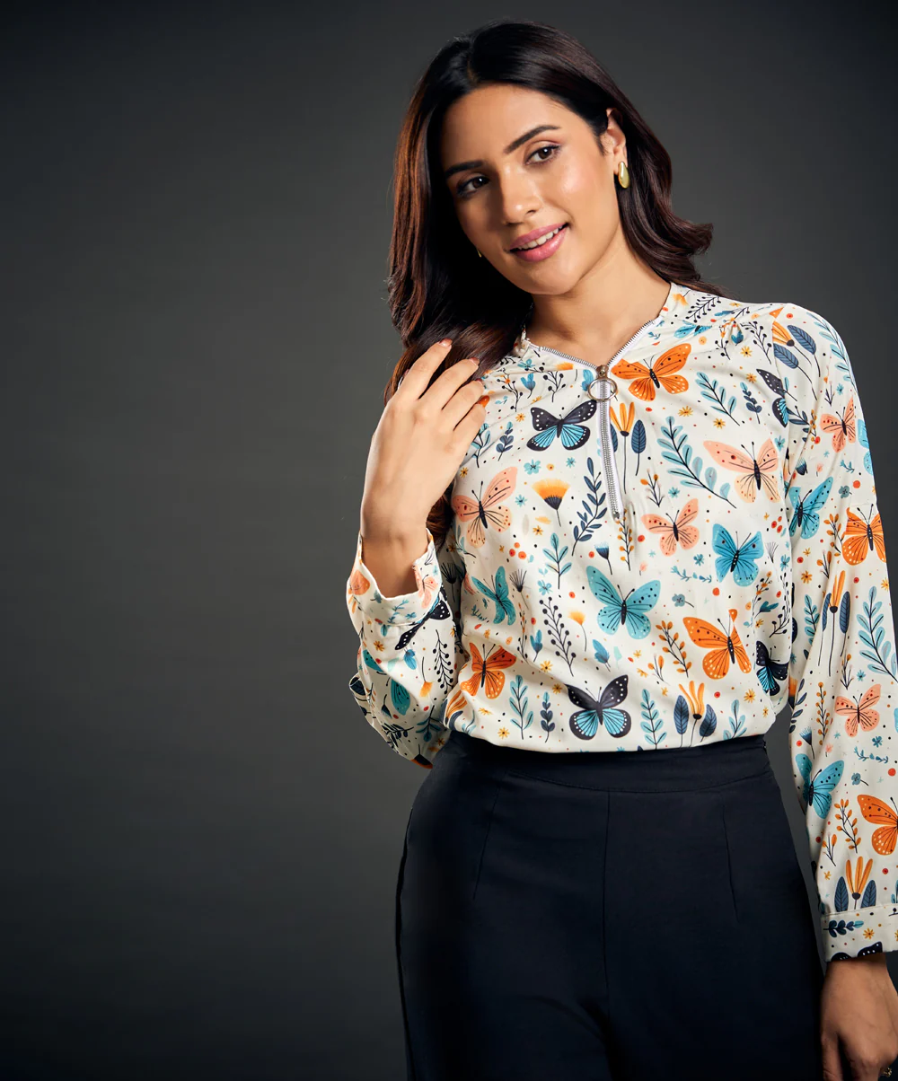 Half Sleeve Butterfly Printed Top - Image 3
