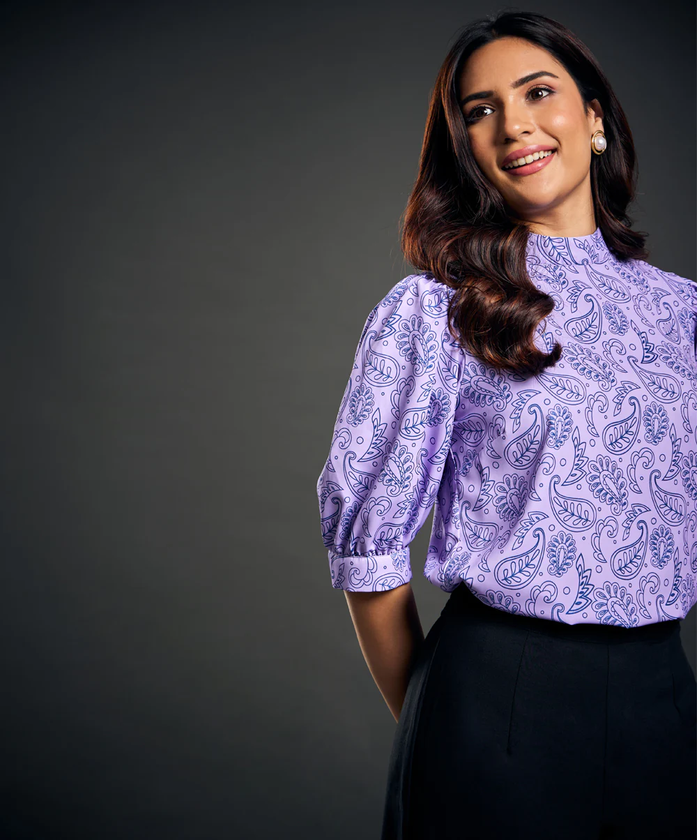 Half Sleeve Collared Paisley Printed Top - Image 6