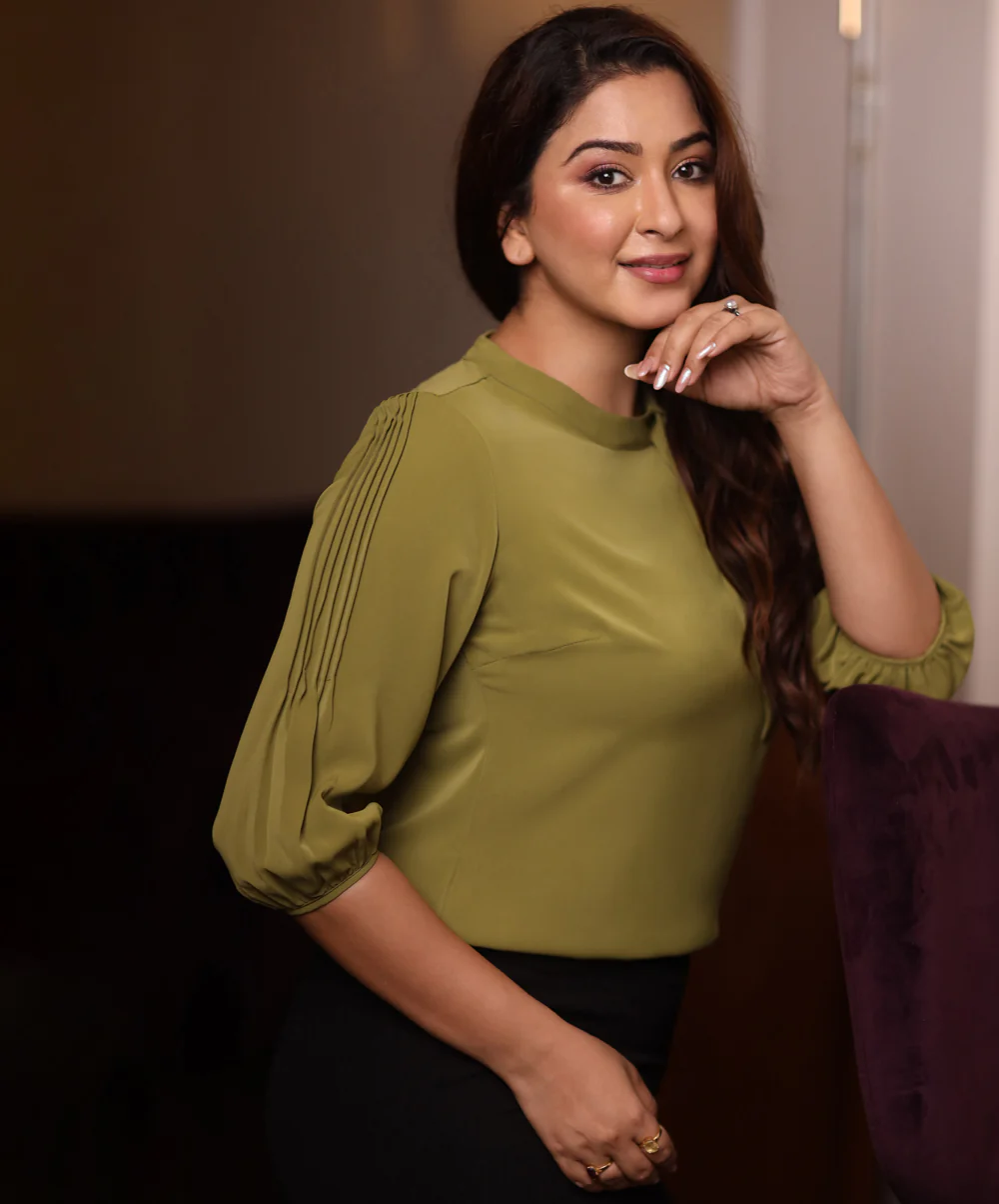 Half Sleeve Pintuck Chiffon Green Top - Image 2