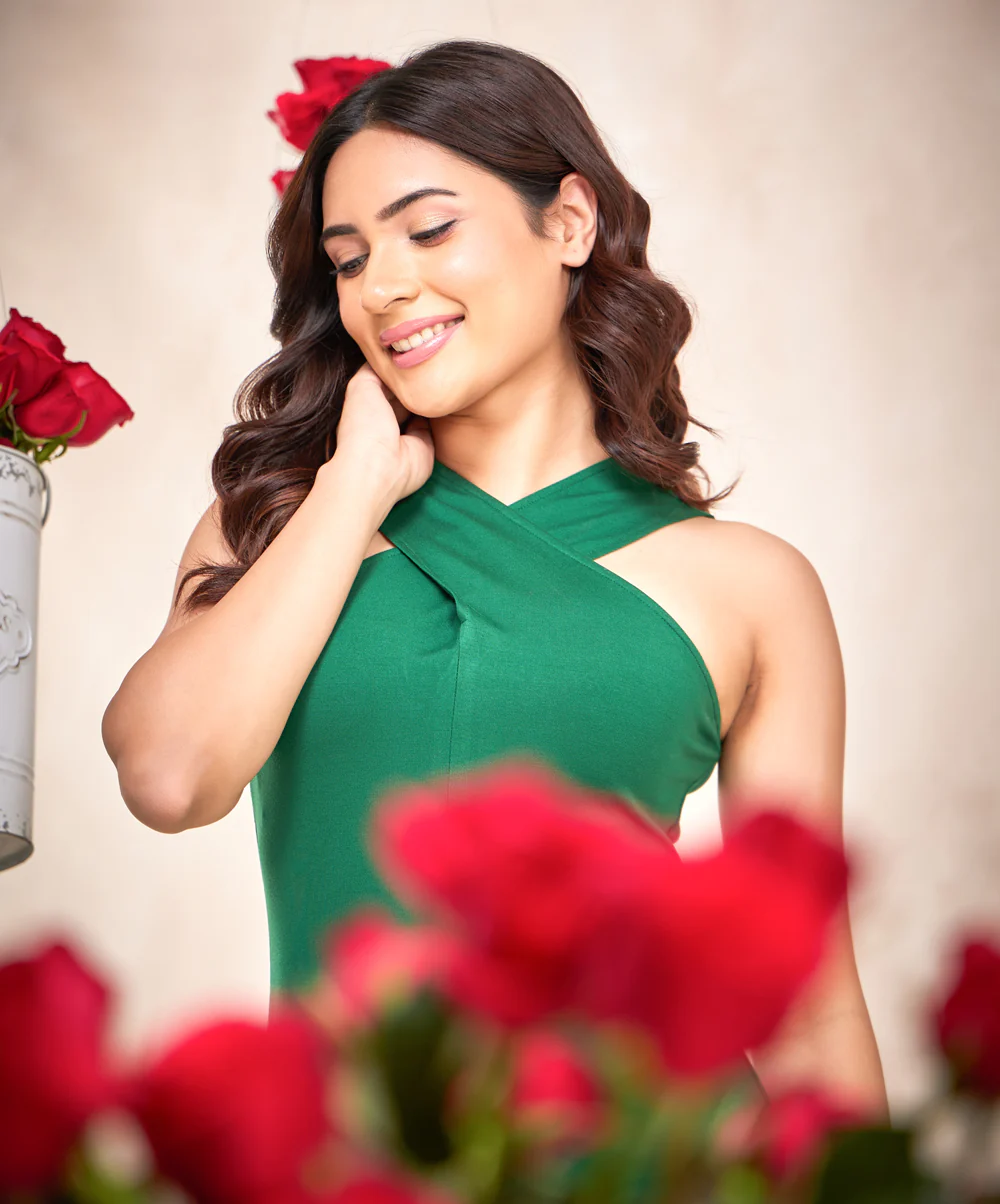 Halter Neck Bodycon Green Dress - Image 5