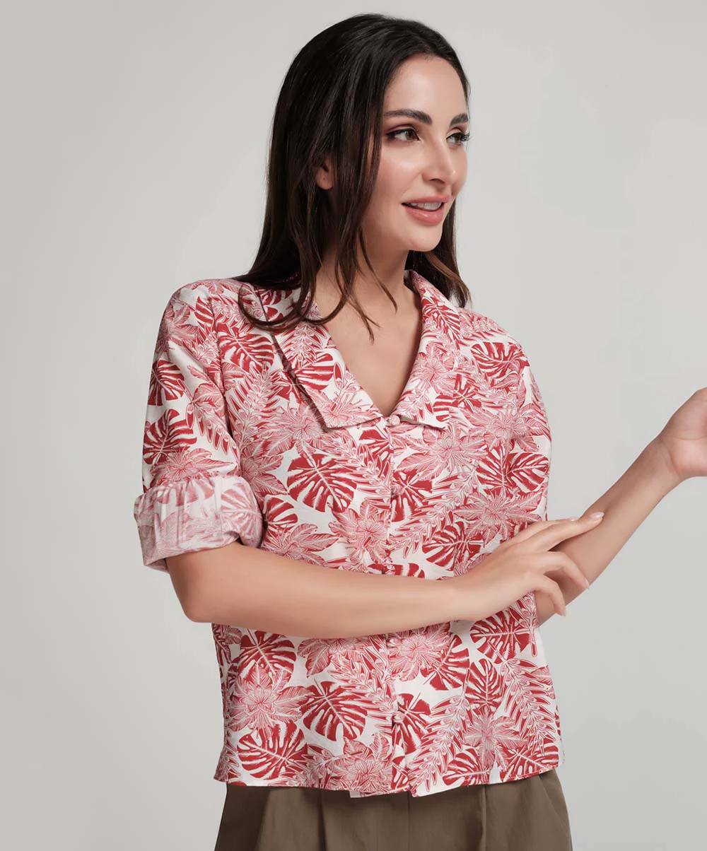 Large Collared Vneck Printed Red Top