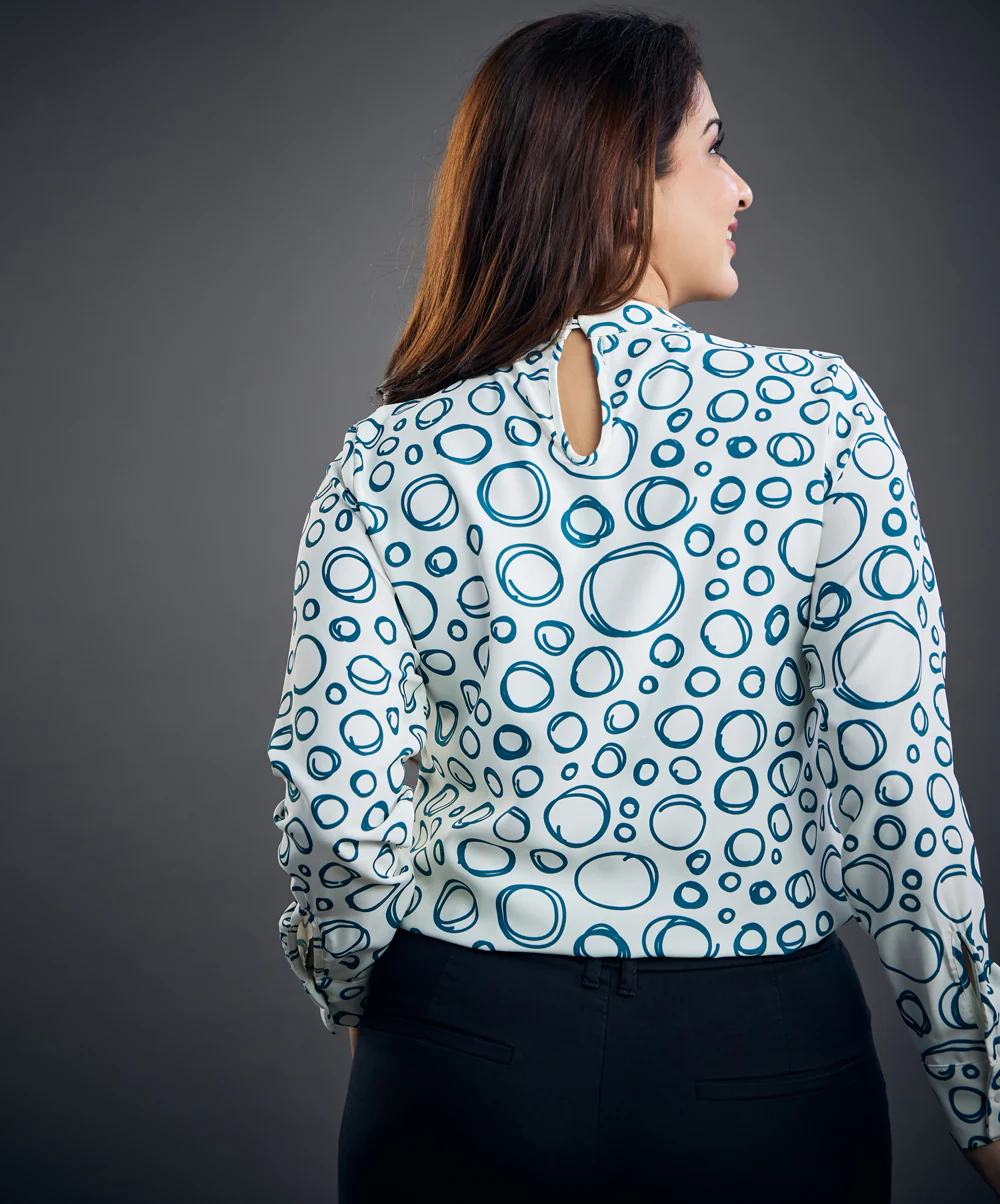 Long Sleeve Chiffon Blue Printed Top - Image 2