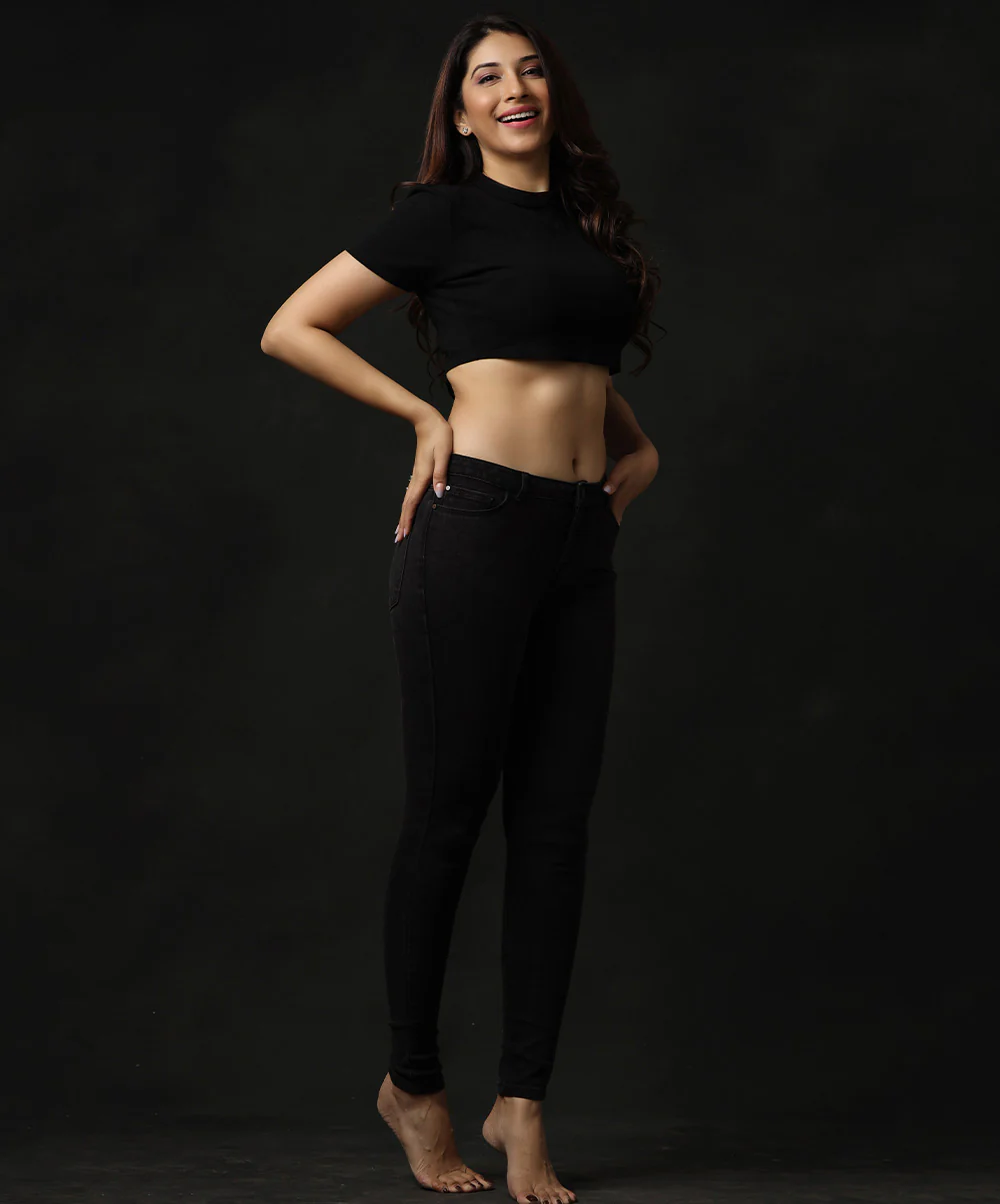 Mid Waist Black Jean