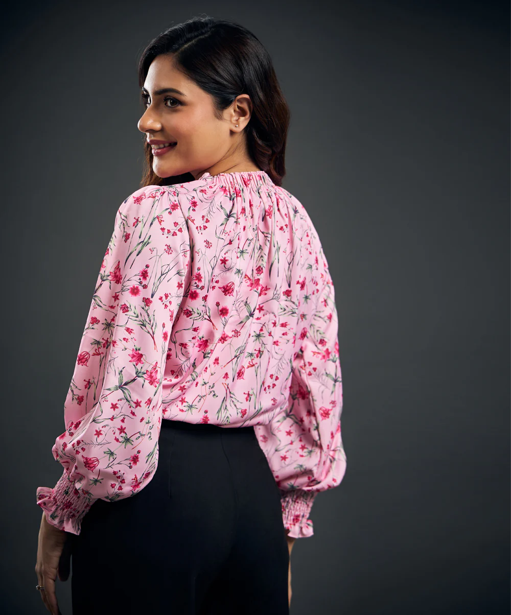 Neck Detailed Long Sleeve Pink Satin Smocked Top - Image 5