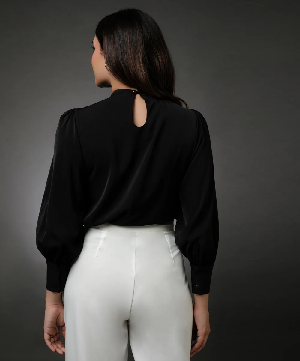 Neck Pleated Black Top With A Sleeve Cuff - Image 5