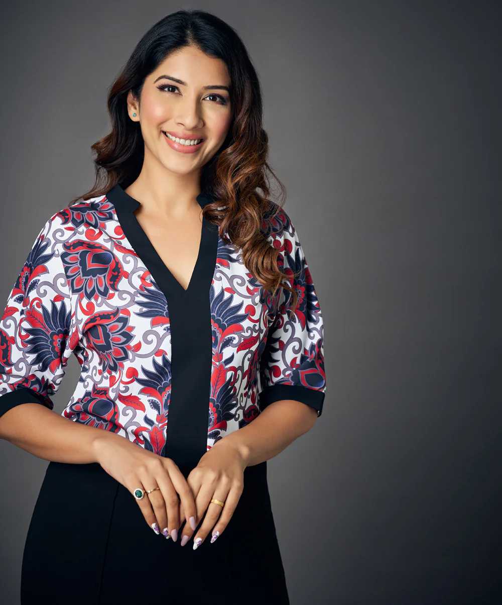 Notched Neckline Batwing Sleeve Printed Blouse - Image 2