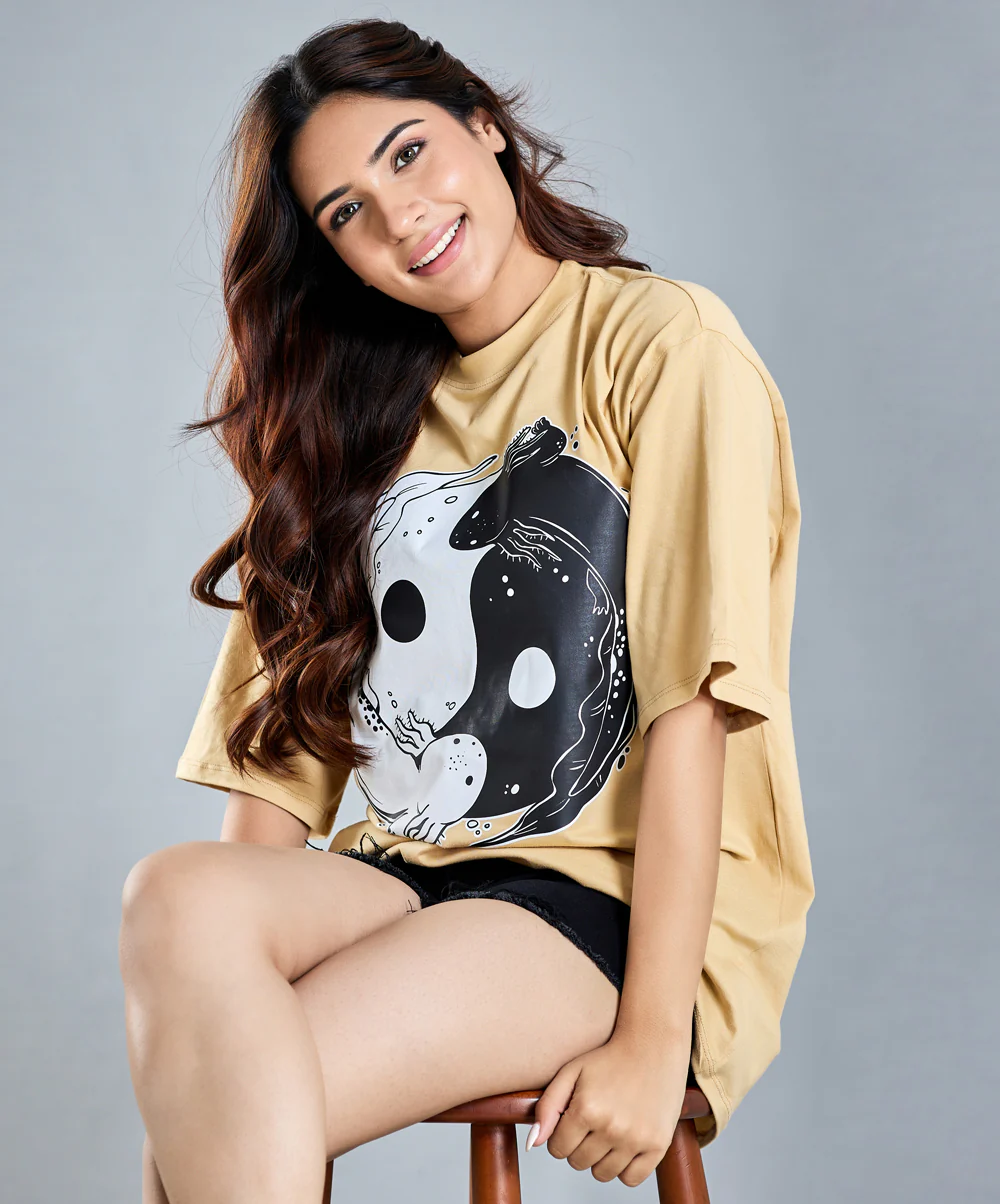 Oversize Beige T-Shirt - Image 4