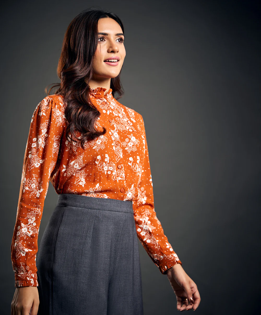 Pintuck Detailed Ditsy Floral Viscose Top - Image 2