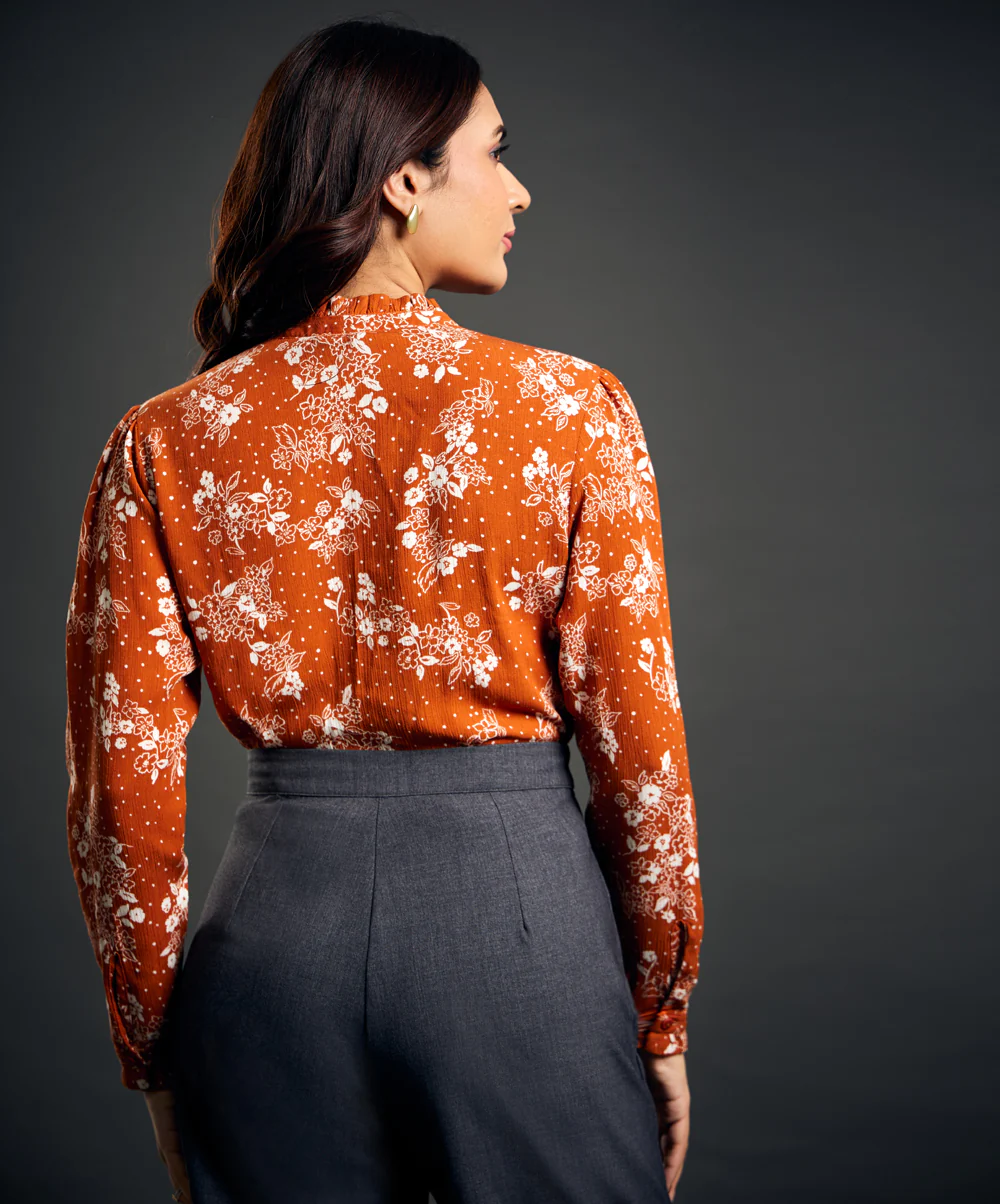 Pintuck Detailed Ditsy Floral Viscose Top - Image 5