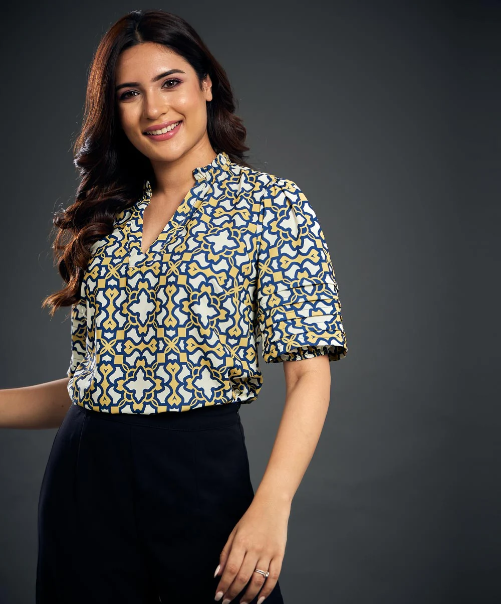 Puffed Sleeve Front VNeck Printed Top - Image 2