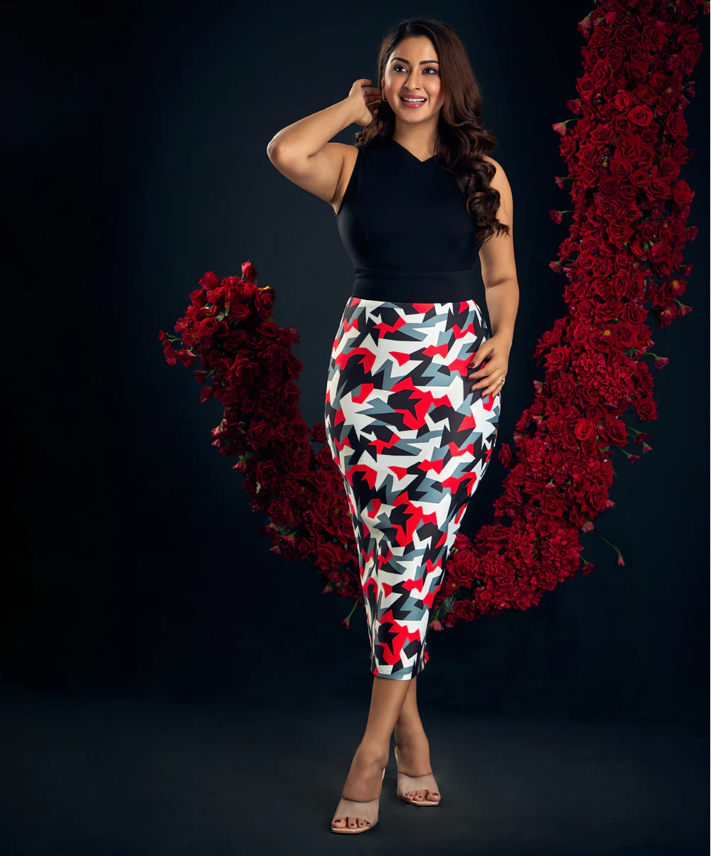 Sleeveless Printed Scuba Bodycon Dress - Image 2