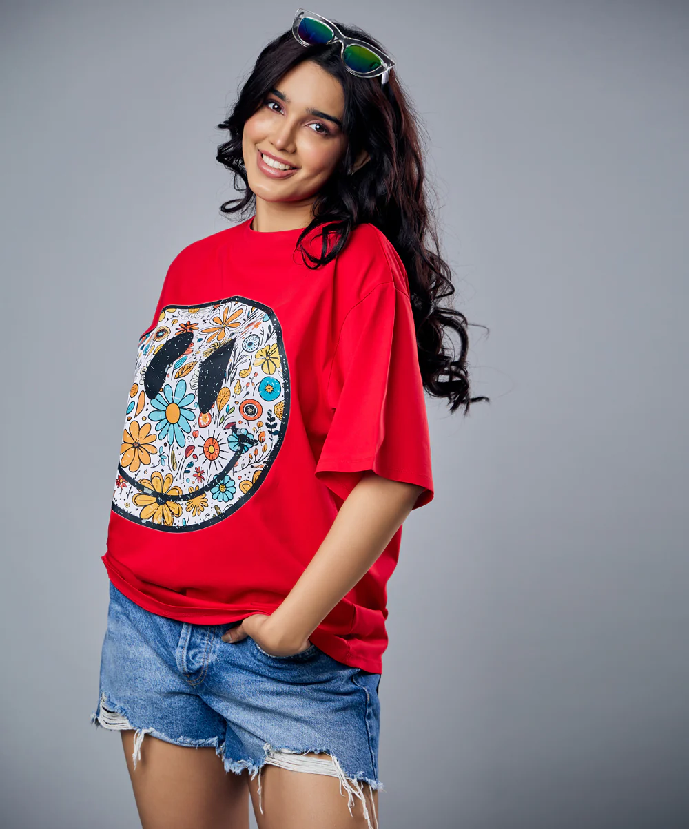 Smiling Doodle Face Oversized Tshirt - Image 3