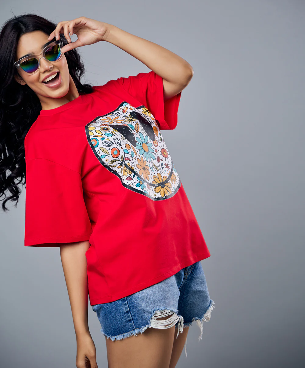 Smiling Doodle Face Oversized Tshirt - Image 6