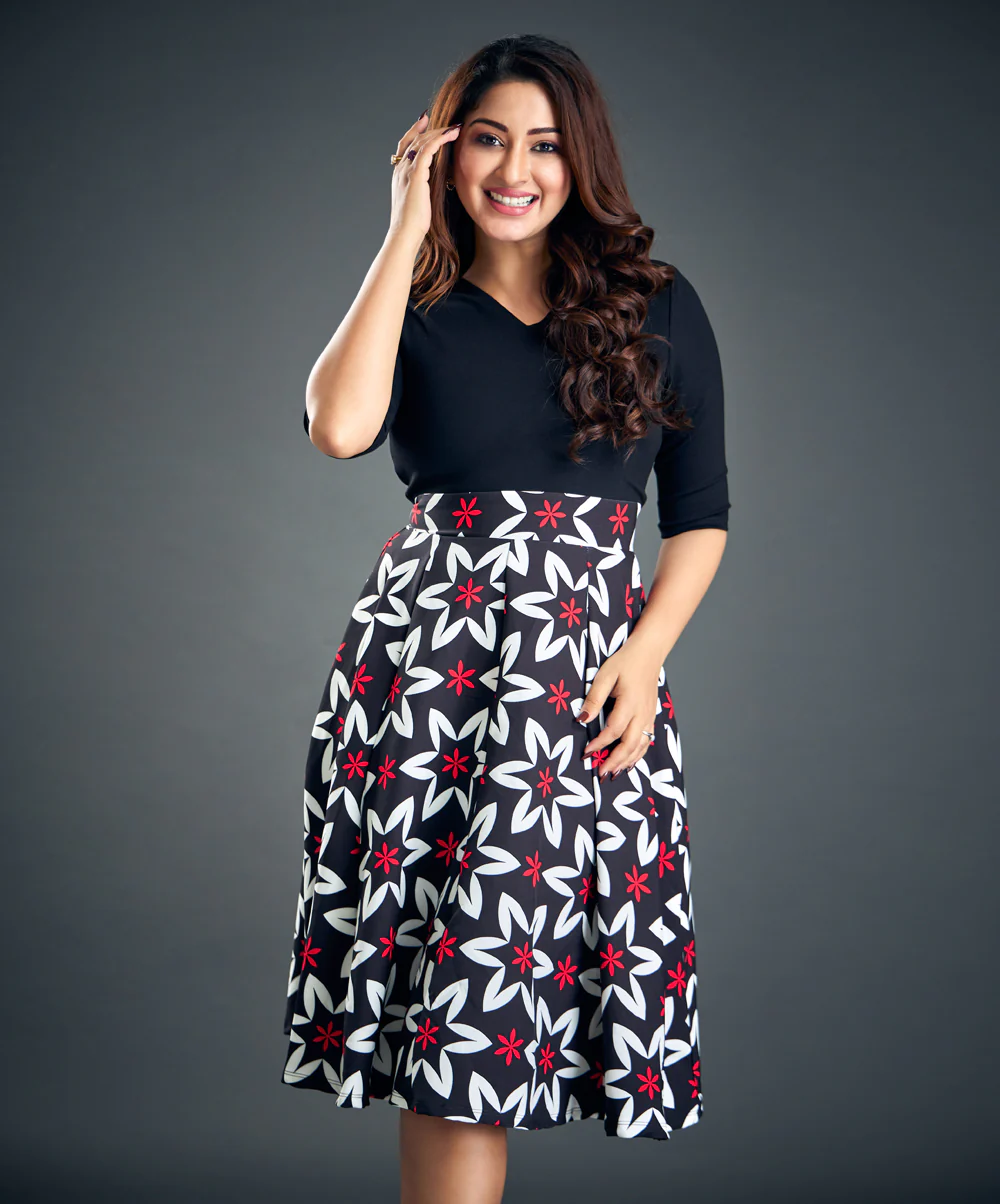 Solid And Printed Mixed Aline Dress - Image 2