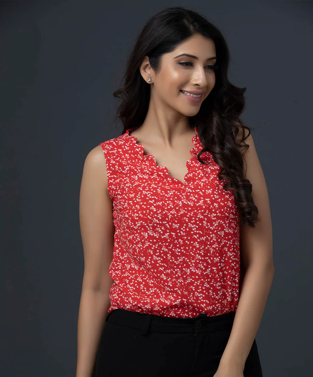 Printed Solid Scallop Trim Sleeveless Top