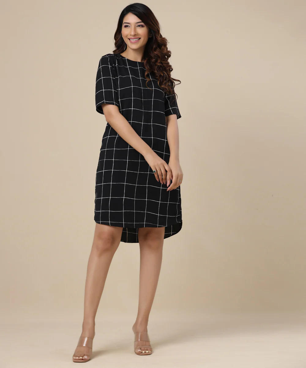 Stripe Shift Black Dress - Image 3