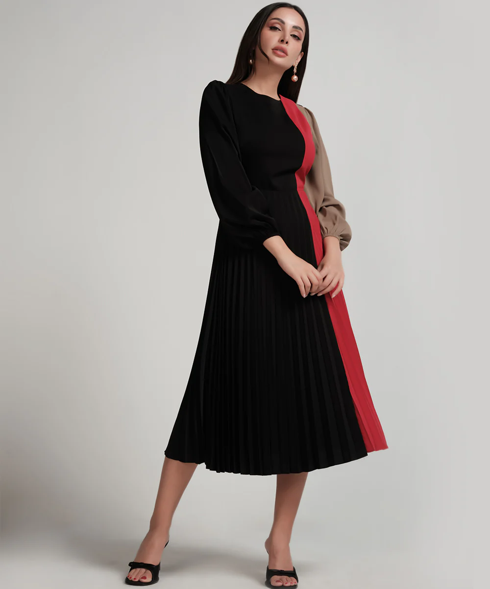 Three Coloured Pleated Solid Dress - Image 3