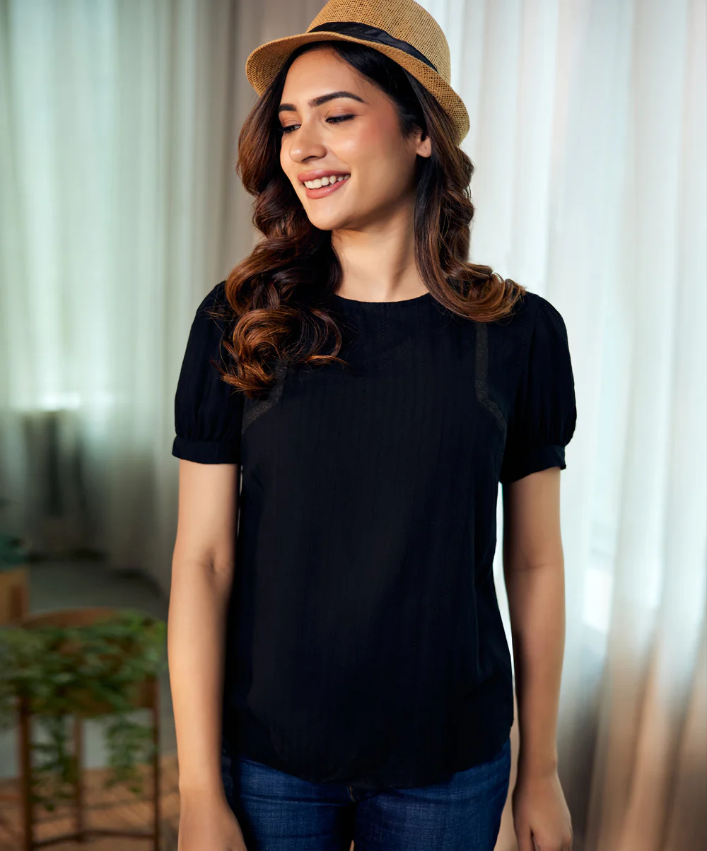 Trim Attached Short Sleeve Black Top - Image 5