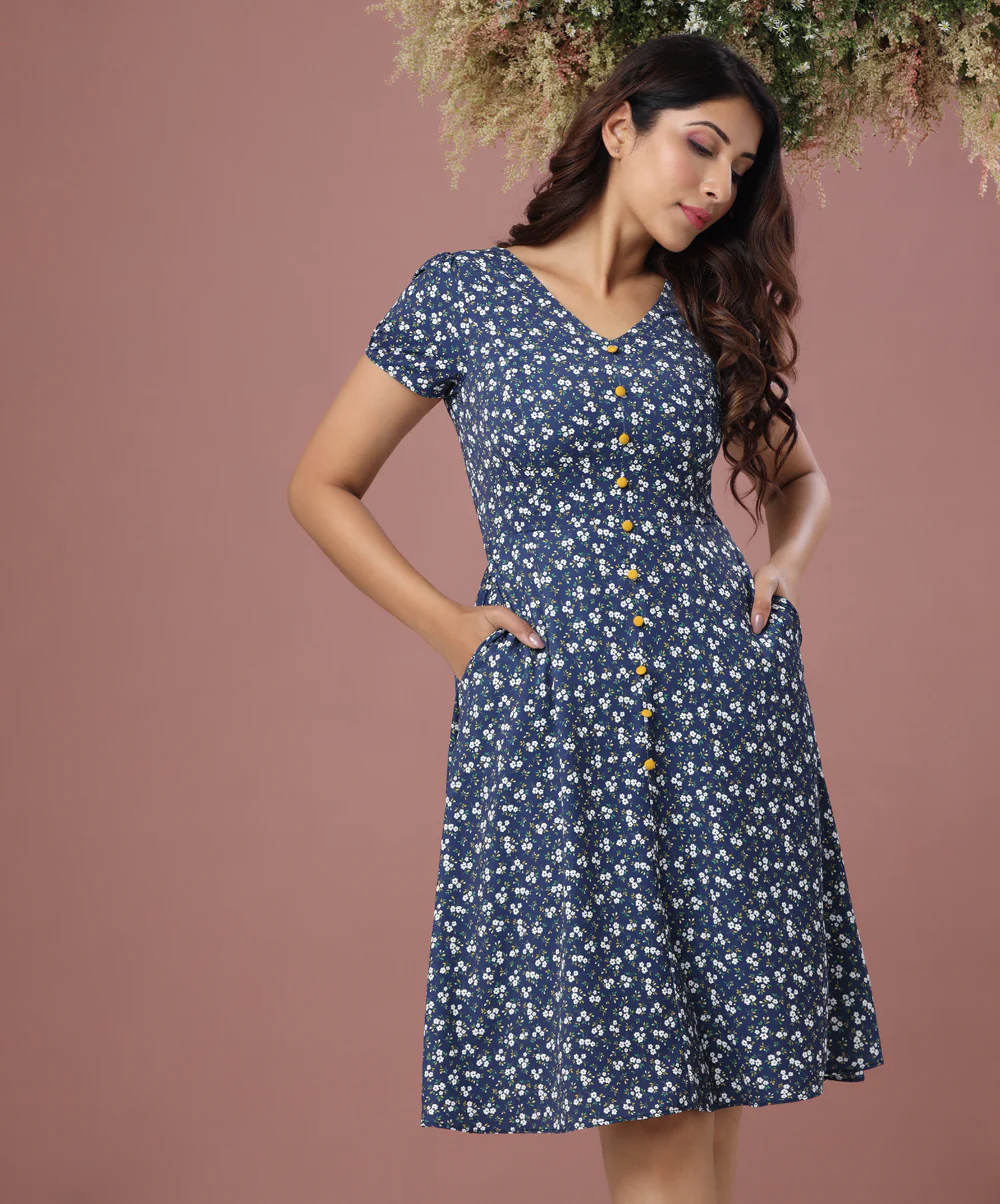 Vneck Front Buttoned Ditsy Floral Dress - Image 2