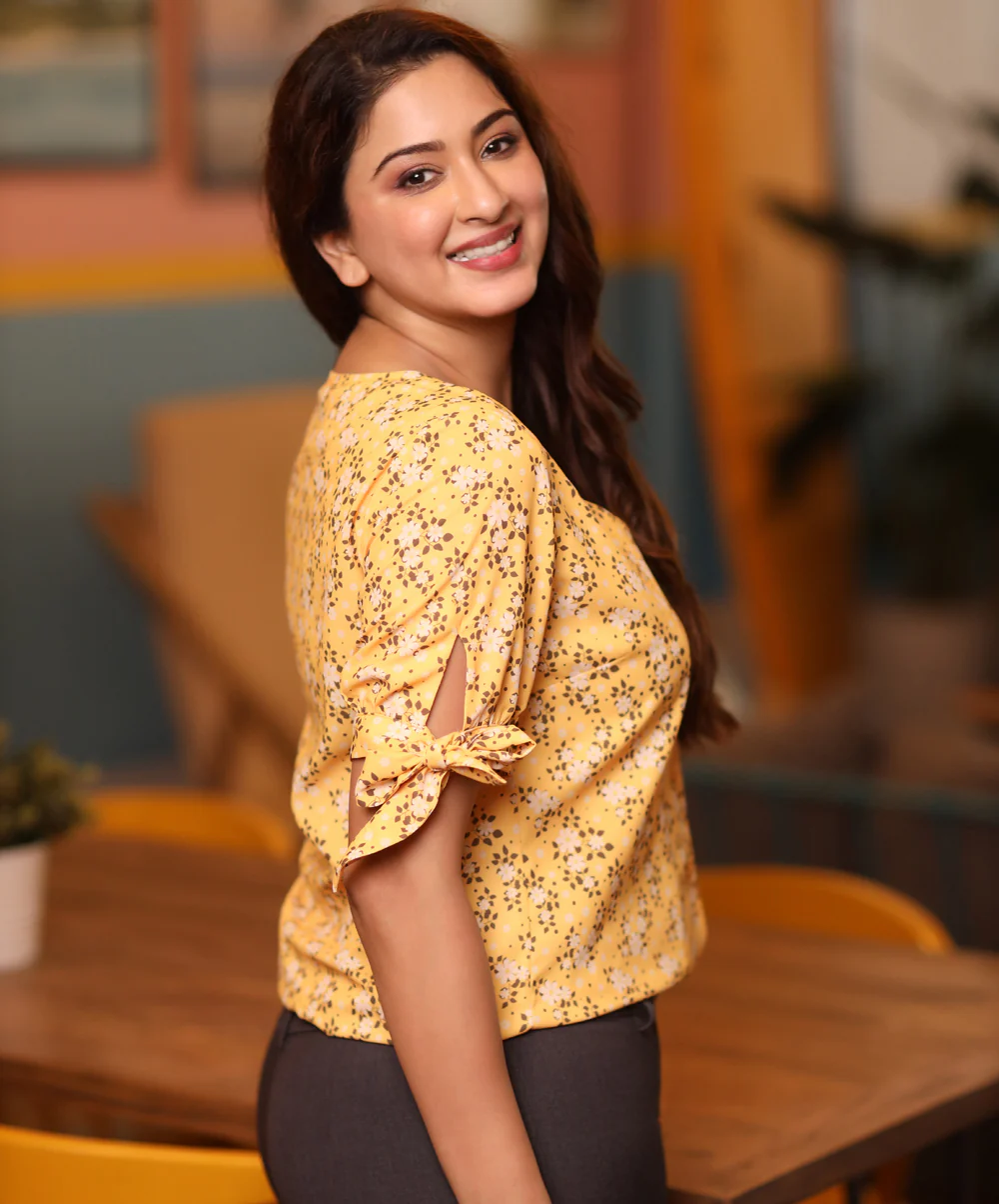 Vneck Sleeve Tie Ditsy Yellow Top - Image 2