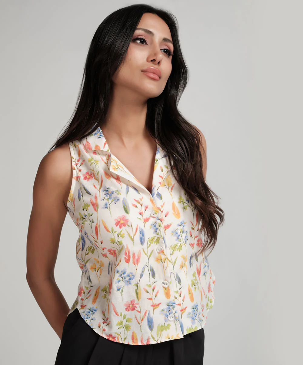 White Notch Neck Floral Curved Hem Blouse - Image 3